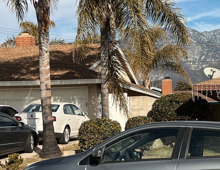 2nd image of 9052 La Grande St