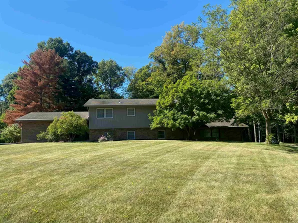 10116 Arbor Trl, Fort Wayne, IN 46804