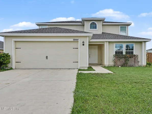 5944 CROSBY LAKE Way E, Macclenny, FL 32063