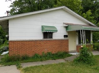 265 Hughes Ave, Pontiac, MI 48341
