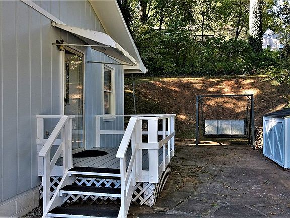 3rd image of 48 Sylvan Heights Dr