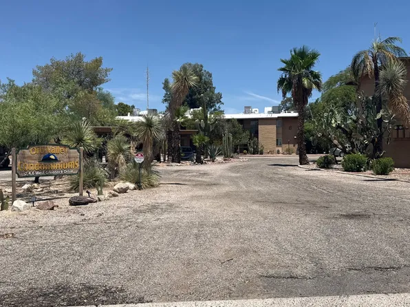 4 W Greenock Dr #4DD, Tucson, AZ 85737