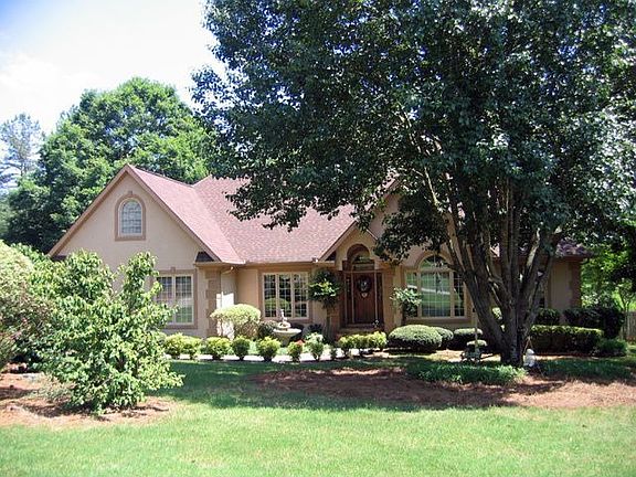 Private 1.49 Lake Front Lot