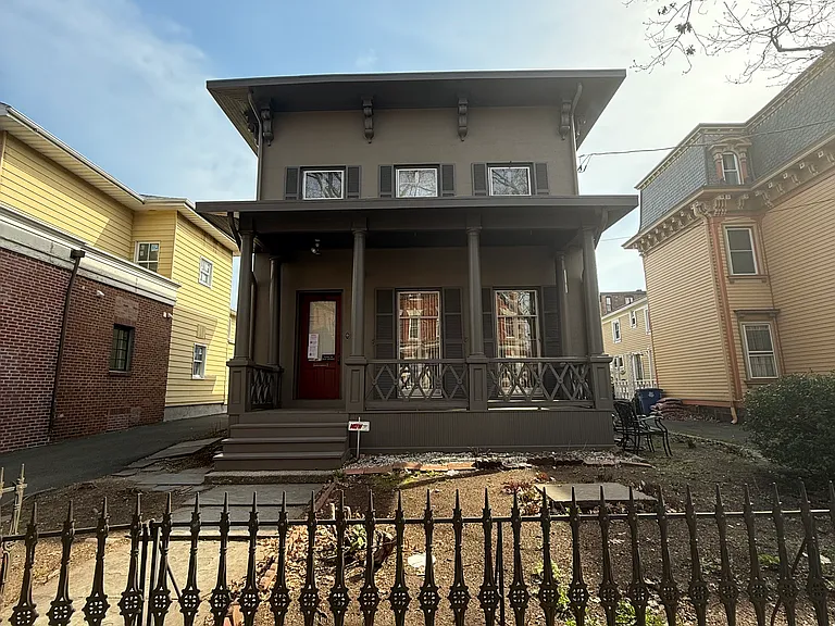 532 Chapel St #1 — Photo 10