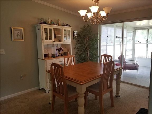 3rd image of 1735 Sunshine Ln