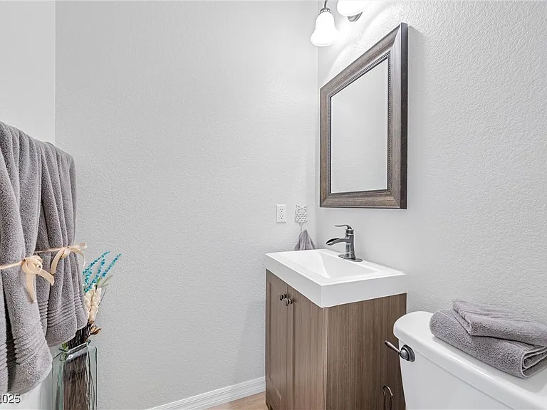 9171 Denver Sky Ave — Photo 5