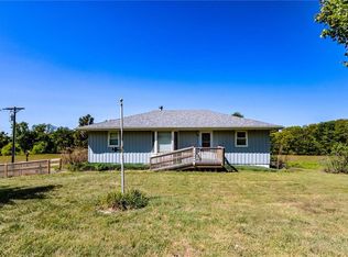 17622 S Sloan Cemetery Rd, Pleasant Hill, MO 64080