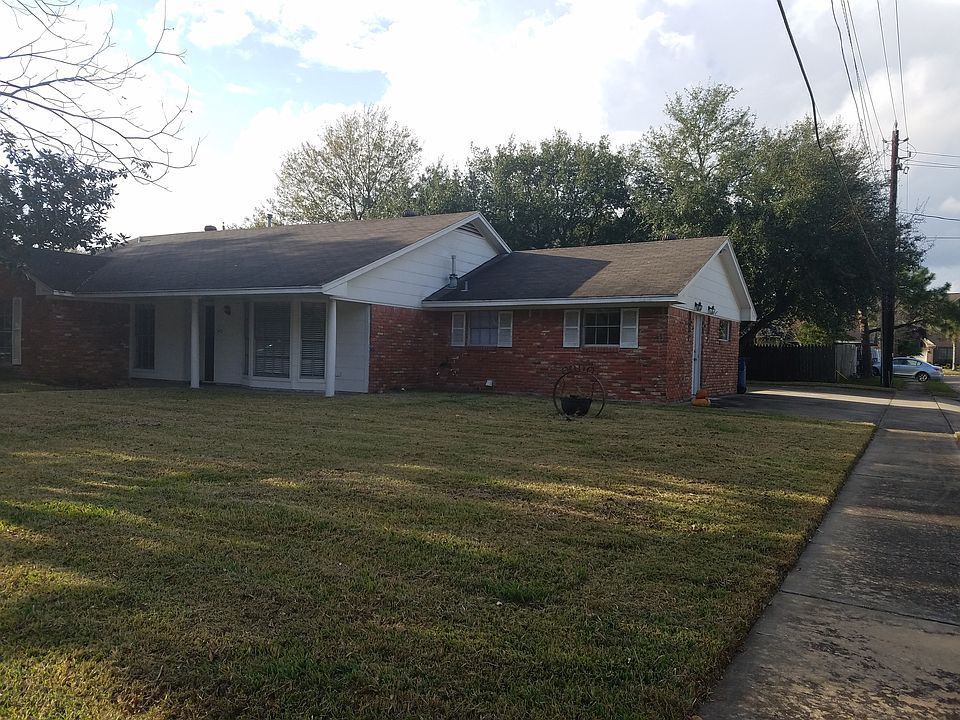 Corner lot brick house