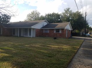 402 Cole St, Webster, TX 77598