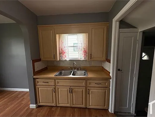 3 bed, $1,495 — Photo 4