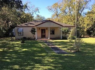 5903 Arbor Rd, Hanahan, SC 29410