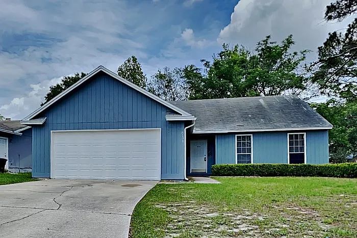 8131 Cumberland Gap Trl — Photo 1