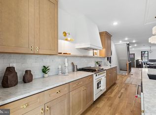 1731 Christian St, Philadelphia, PA 19146