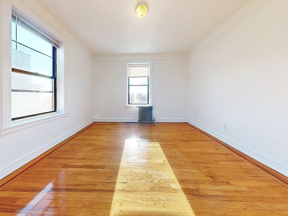 3rd image of 139 Payson Ave APT 2G