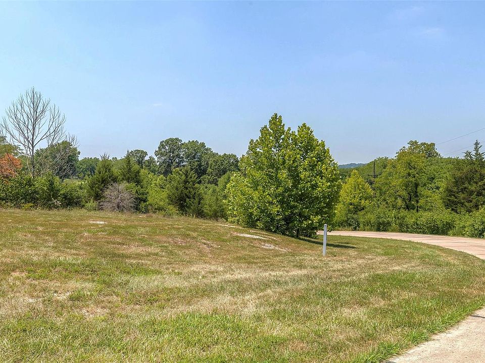 1st image of 371 Stonewall Dr