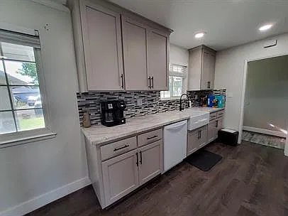 4 bed, 1786 sqft, $2,600 — Photo 3