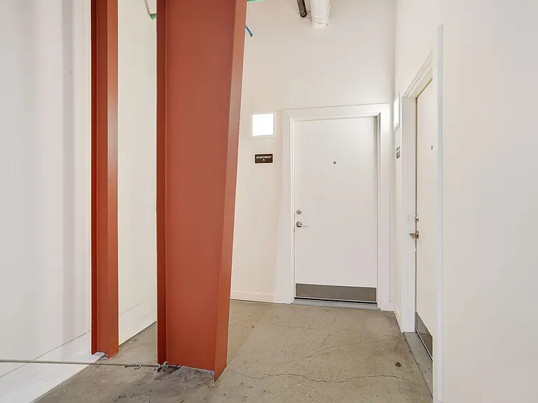 2606 Saint Louis St — Photo 11
