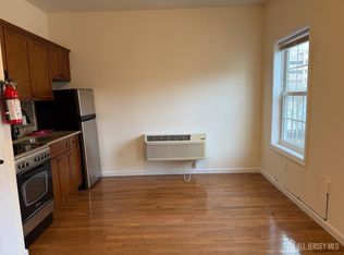 118 Bayard St #8, New Brunswick, NJ 08901