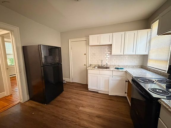 2nd image of 95 Willis St #2A