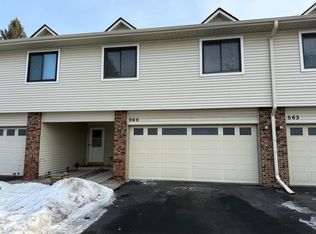 565 Skillman Ave E, Maplewood, MN 55117