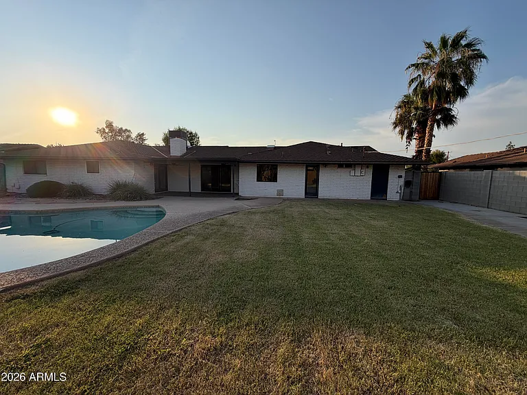 3013 S Fairway Dr — Photo 2