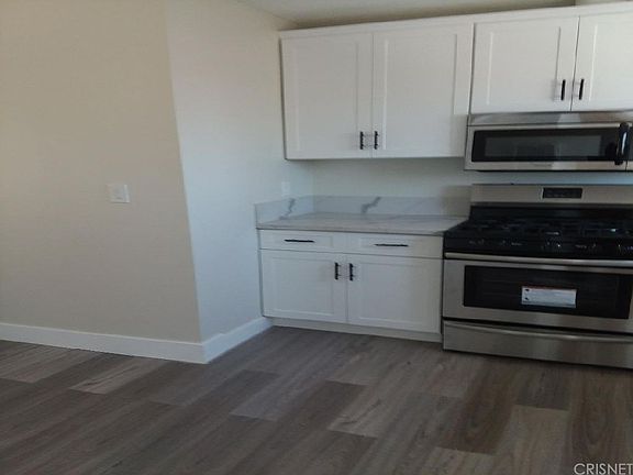 5th image of 1142 Lagoon Ave APT C