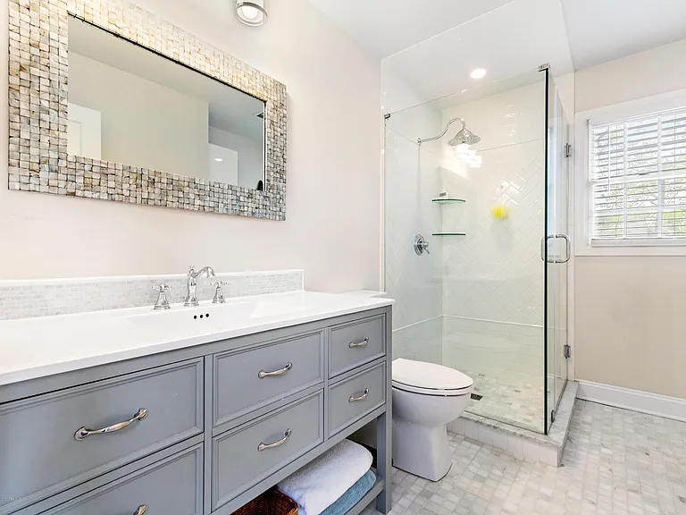 344 Euclid Ave — Photo 17