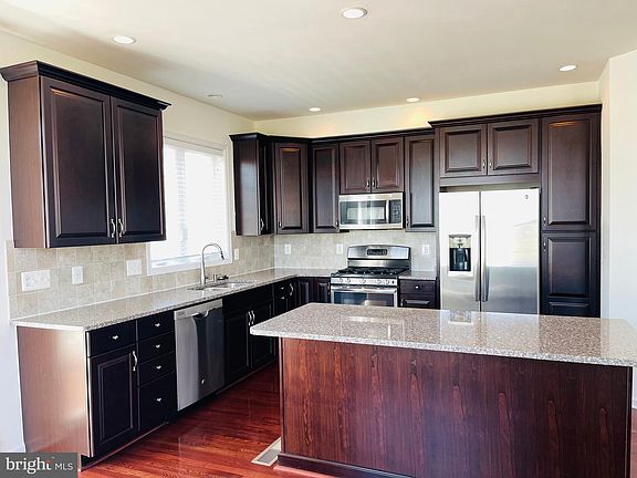 5th image of 23351 Milltown Knoll Sq