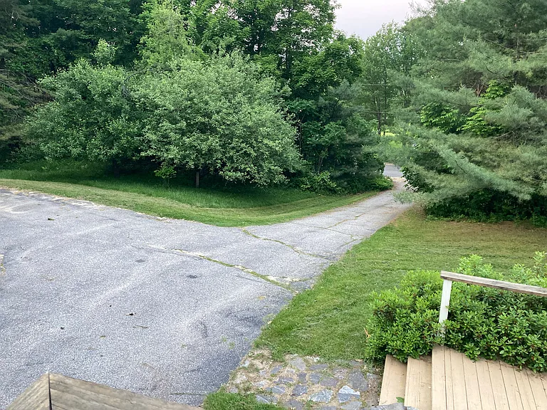 182 Country Club Rd — Photo 14