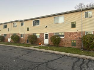 5283 Highland Rd UNIT 206, Waterford, MI 48327