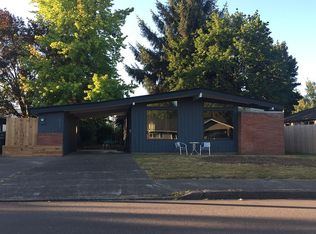 615 NE 19th St, McMinnville, OR 97128