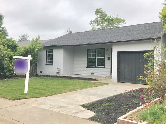 3rd image of 2561 Phyllis Ave