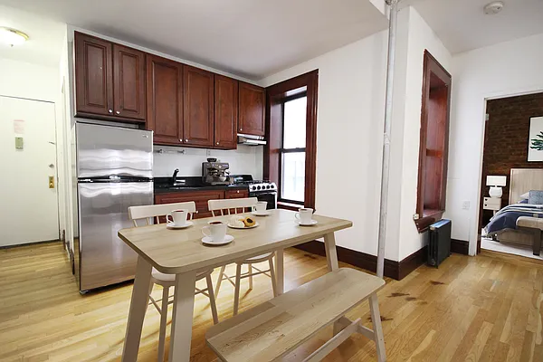 Rented by Compass | media 8