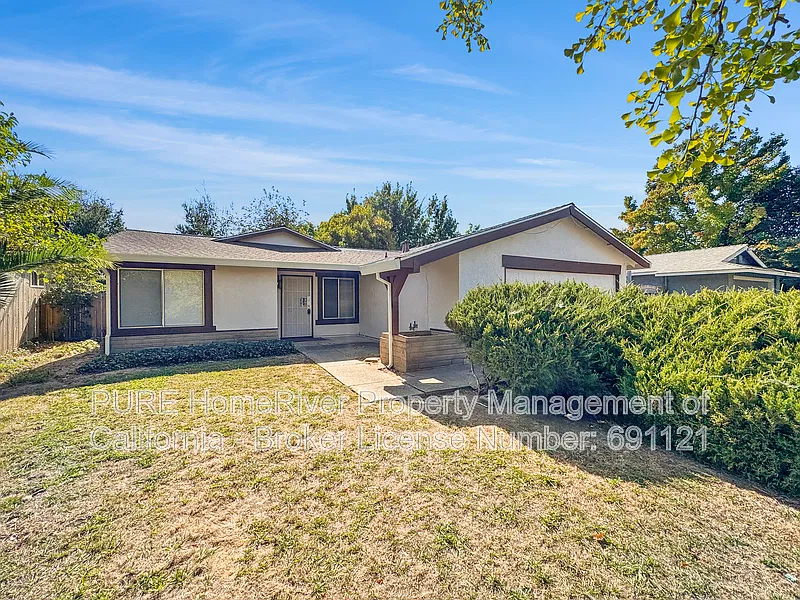 4250 Red Deer Way