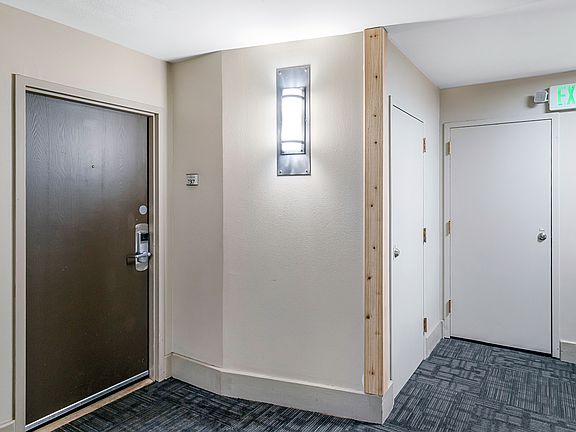 4th image of 2285 Sidewinder Dr #737