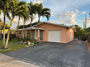 2464 Edgewater Dr, West Palm Beach, FL 33406