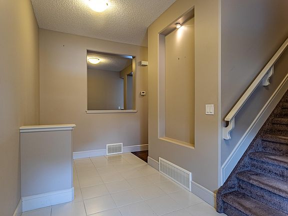 2nd image of 4906 Crabapple Ln SW