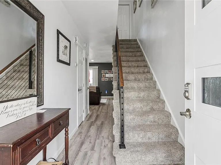 334 N 1st St #18 — Photo 5