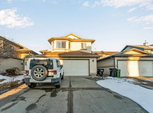 3331 26th St NW, Edmonton, AB T6T1Z4