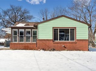 1300 E 34th St, Des Moines, IA 50317