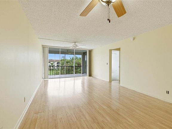 4th image of 1087 Forest Lakes DR #1-303