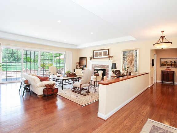 3rd image of 16084 Tukwut Ct
