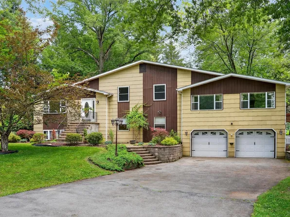 21 Hillside Road, Slate Hill, NY 10973