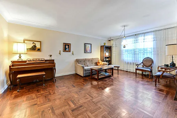 Sold by Keller Williams Realty Landmark | media 4