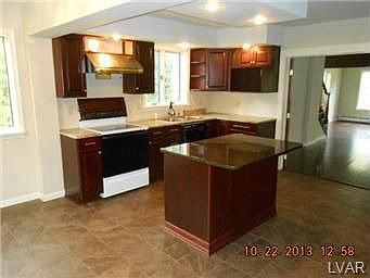 3rd image of 2545 N Delaware Dr