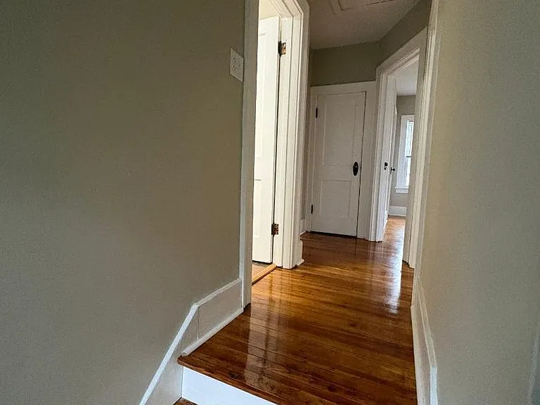 1002 Milton St — Photo 8