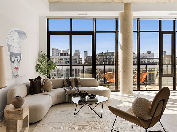 2nd image of 608 Richmond St W Unit Penthouse 05