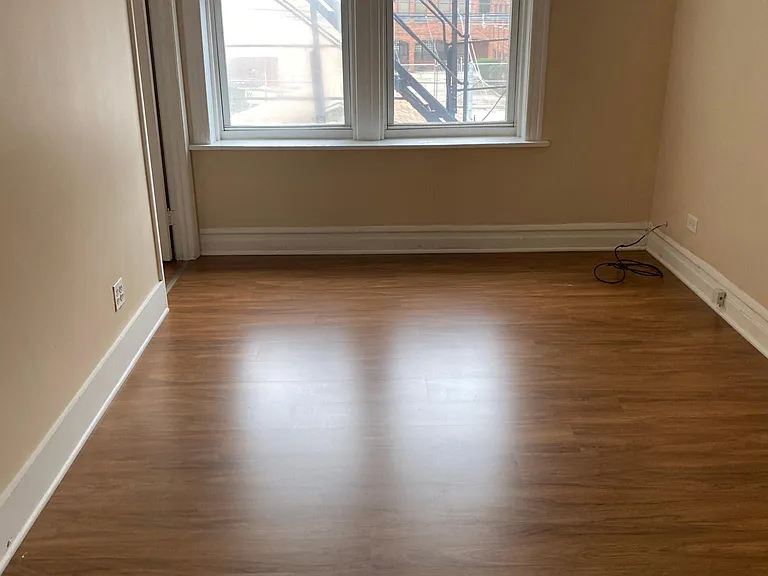 1101 S Racine Ave #2R — Photo 2
