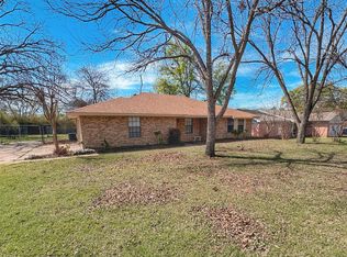8111 Llano Ave, Benbrook, TX 76116