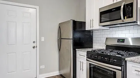 2 bed, $2,095 — Photo 4